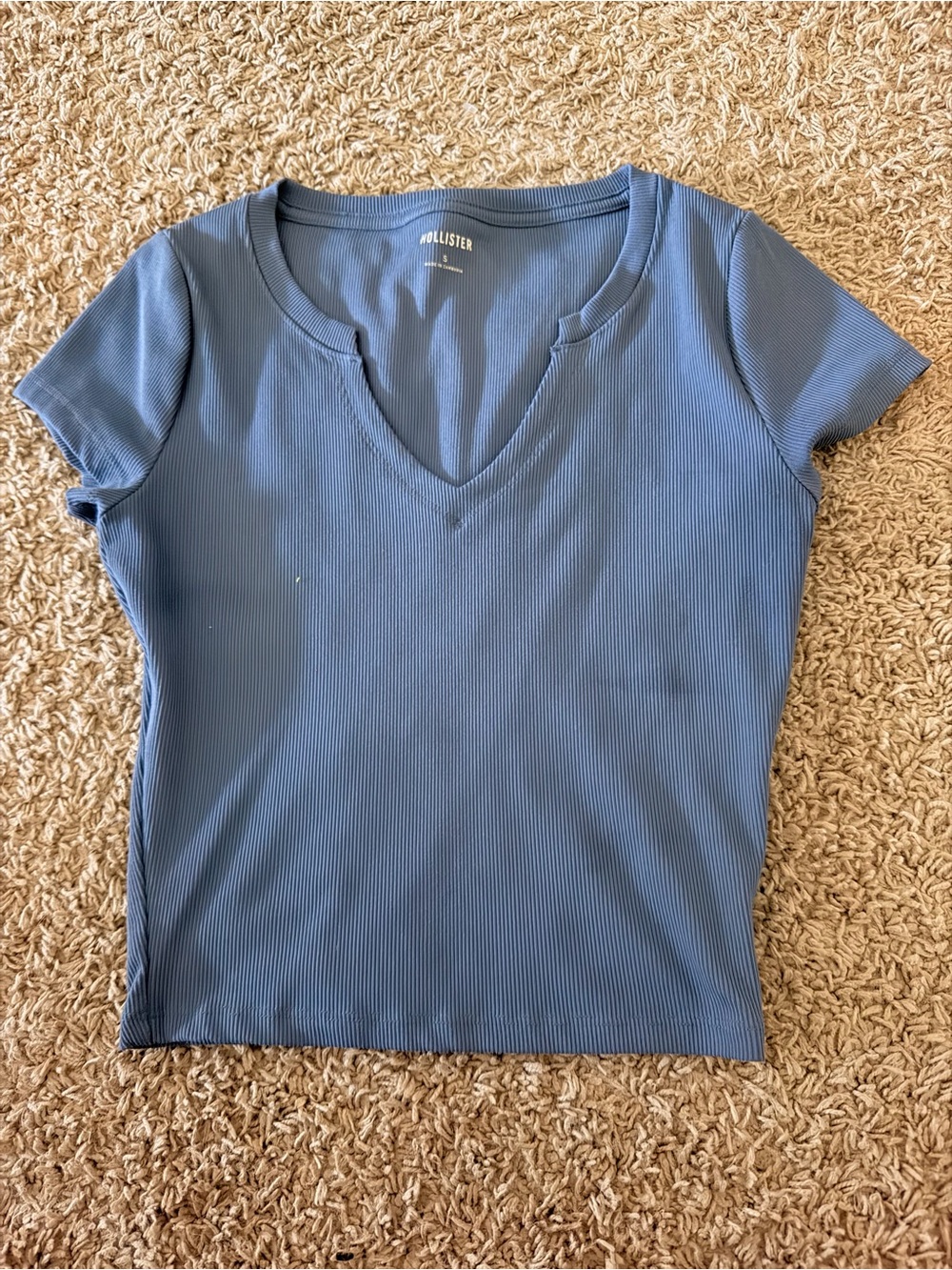 Hollister Dusty Blue Ribbed V-Neck Short Sleeve Tee